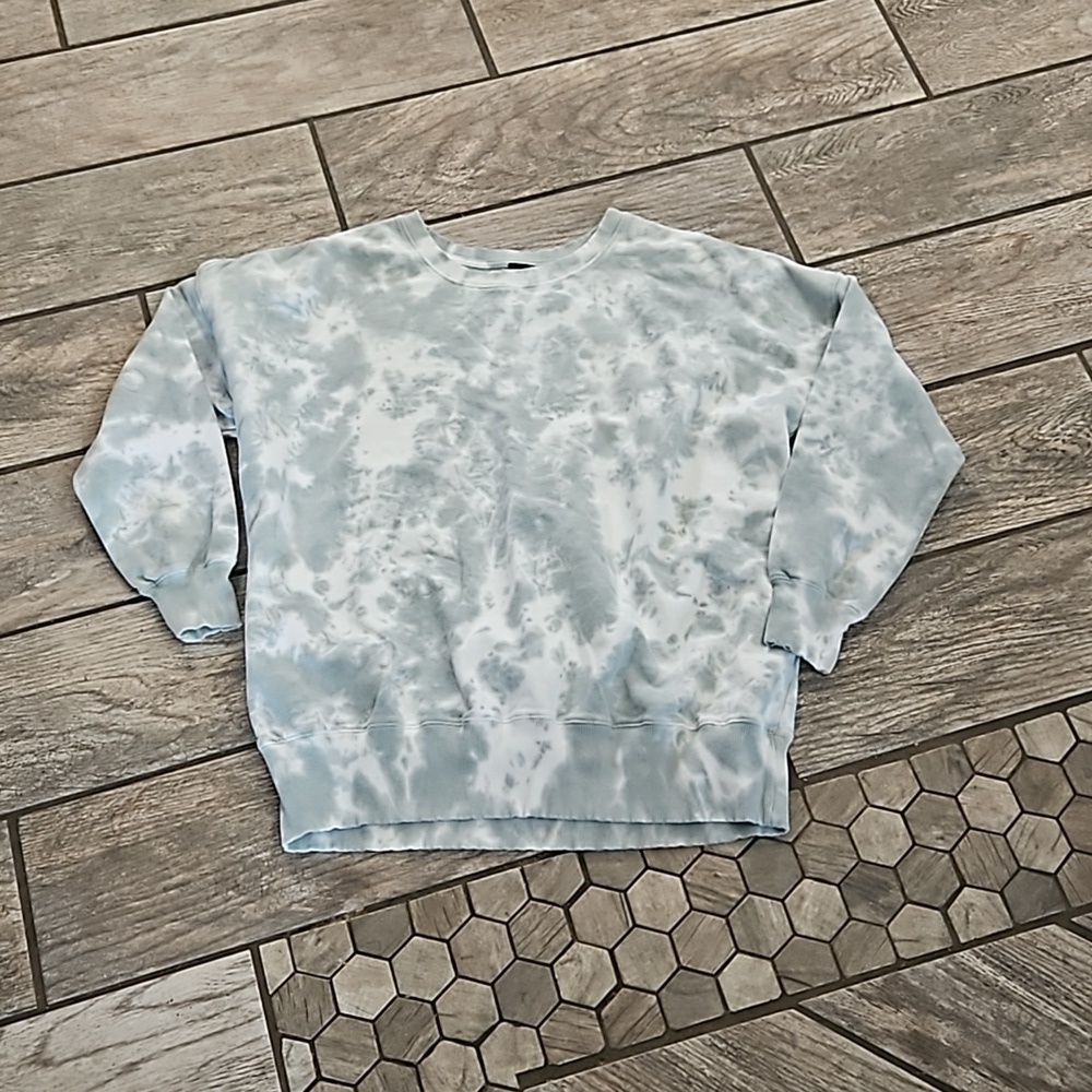 Tie dye sweatshirt size small